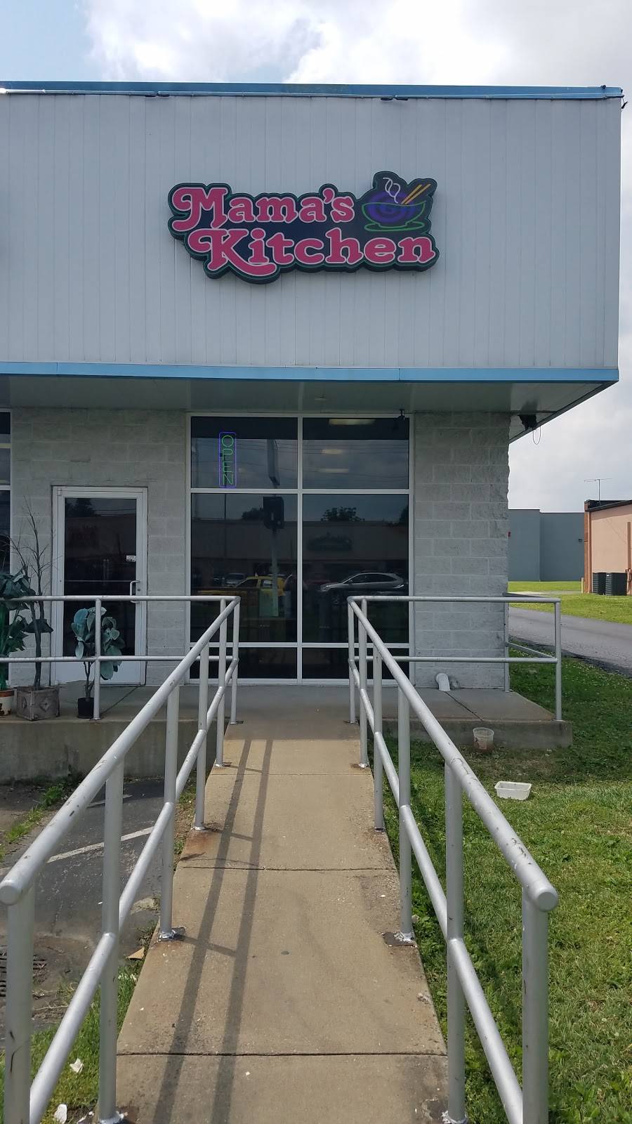 Mamas Kitchen | restaurant | 1624 N Green River Rd, Evansville, IN 47715, USA | 8124797168 OR +1 812-479-7168