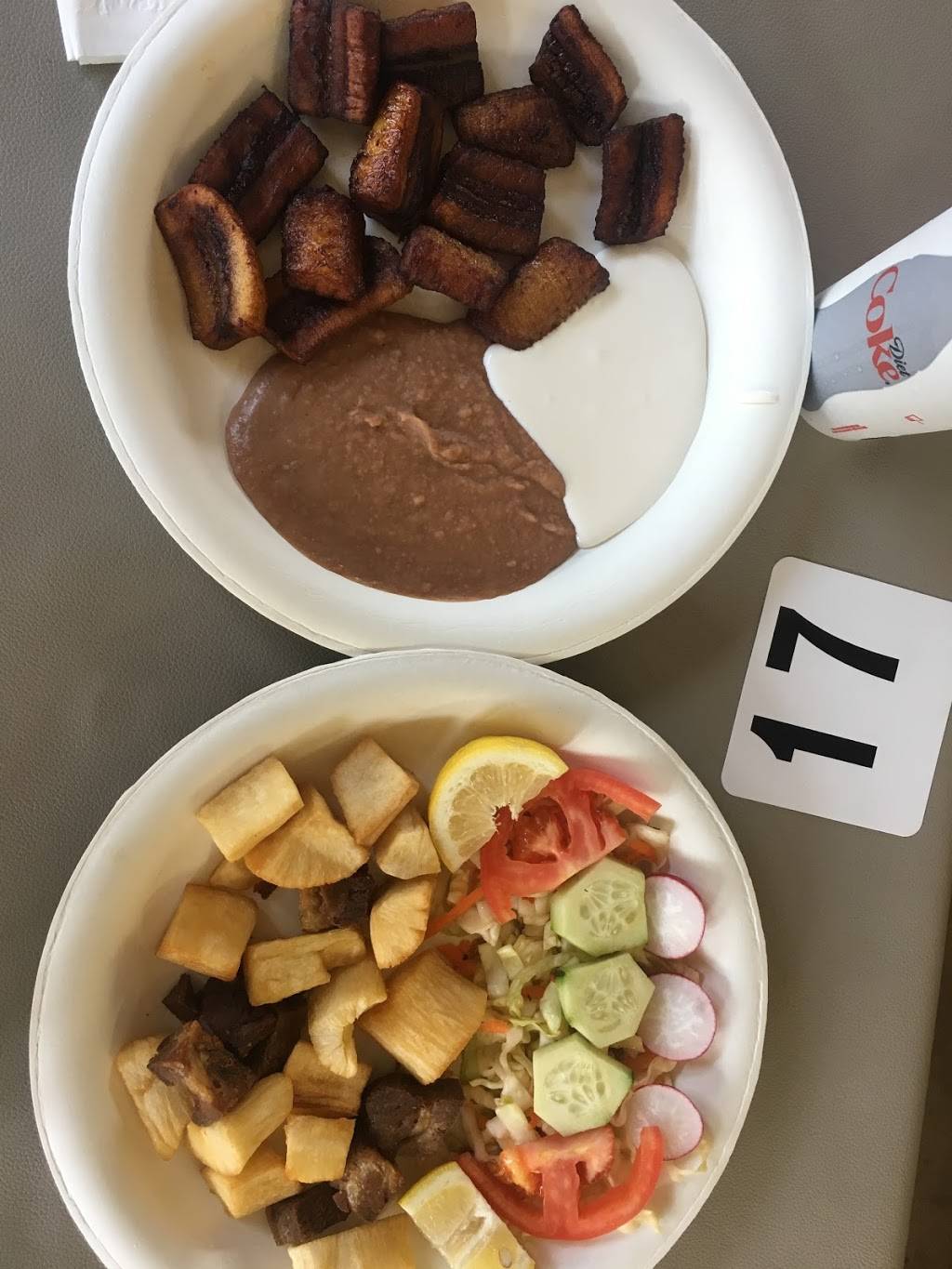 El Chinaco | restaurant | 560 W 19th St, Costa Mesa, CA 92627, USA | 9497228632 OR +1 949-722-8632