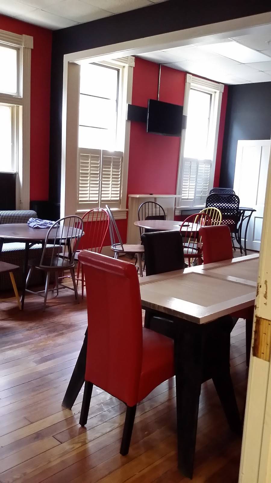 SVH Bistro | restaurant | 111-A W Washington St, Demopolis, AL 36732, USA | 3346547069 OR +1 334-654-7069