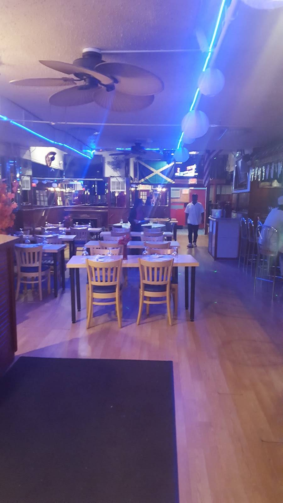 Dazzles | restaurant | 130 S 4th Ave, Mt Vernon, NY 10550, USA | 9146640656 OR +1 914-664-0656