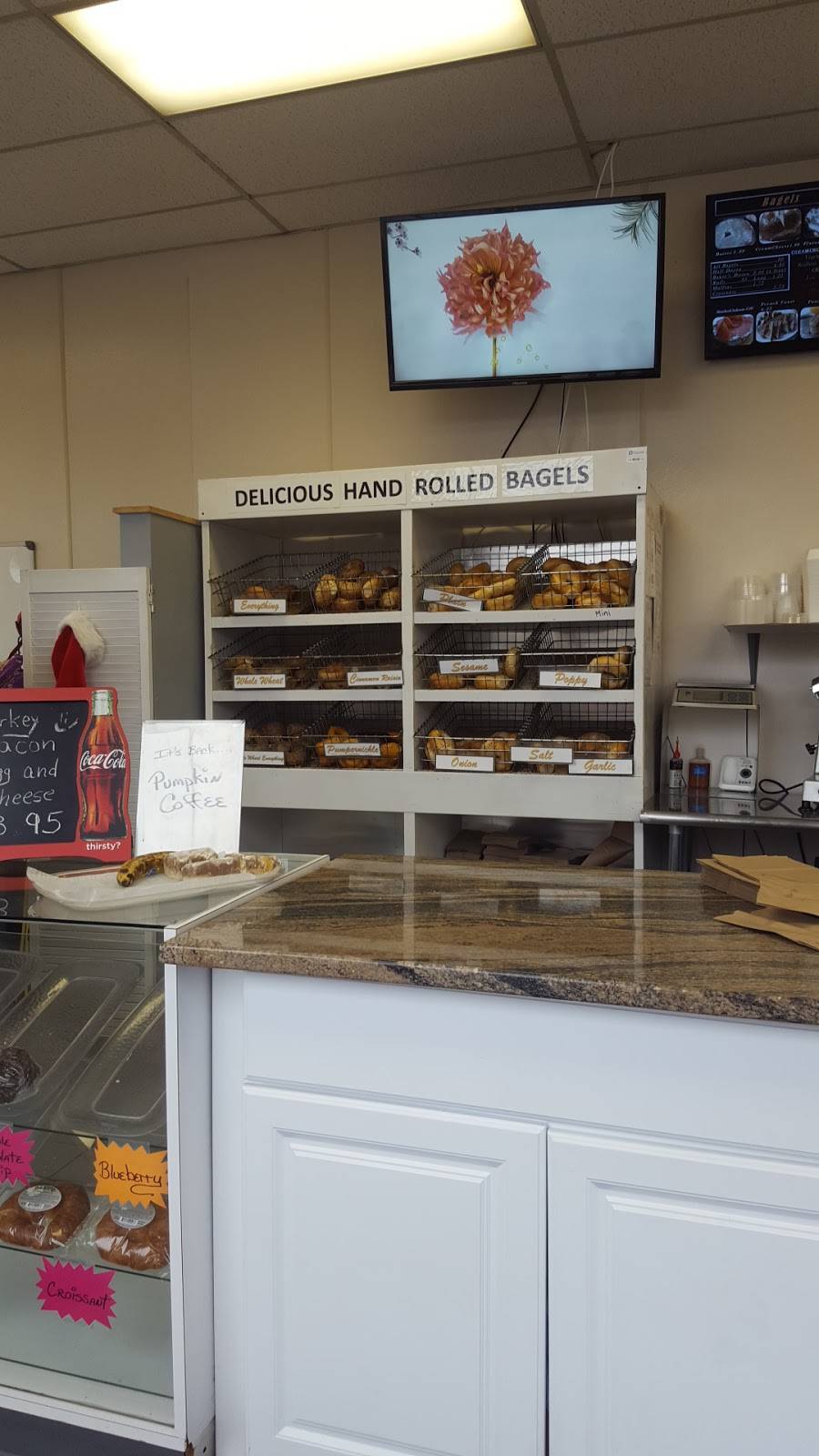 Bloomingdale HOT BAGELS & Deli | bakery | 47 Main St, Bloomingdale, NJ 07403, USA | 9732918260 OR +1 973-291-8260