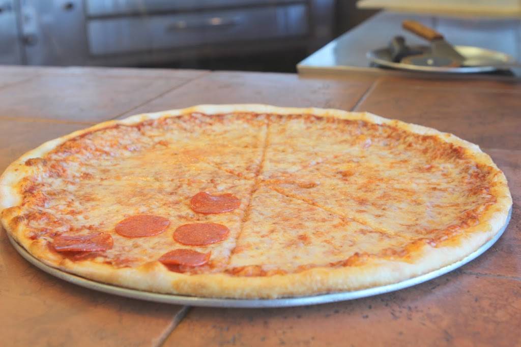 Rays Pizza | restaurant | 2501 W Happy Valley Rd, Phoenix, AZ 85085, USA | 6235164640 OR +1 623-516-4640