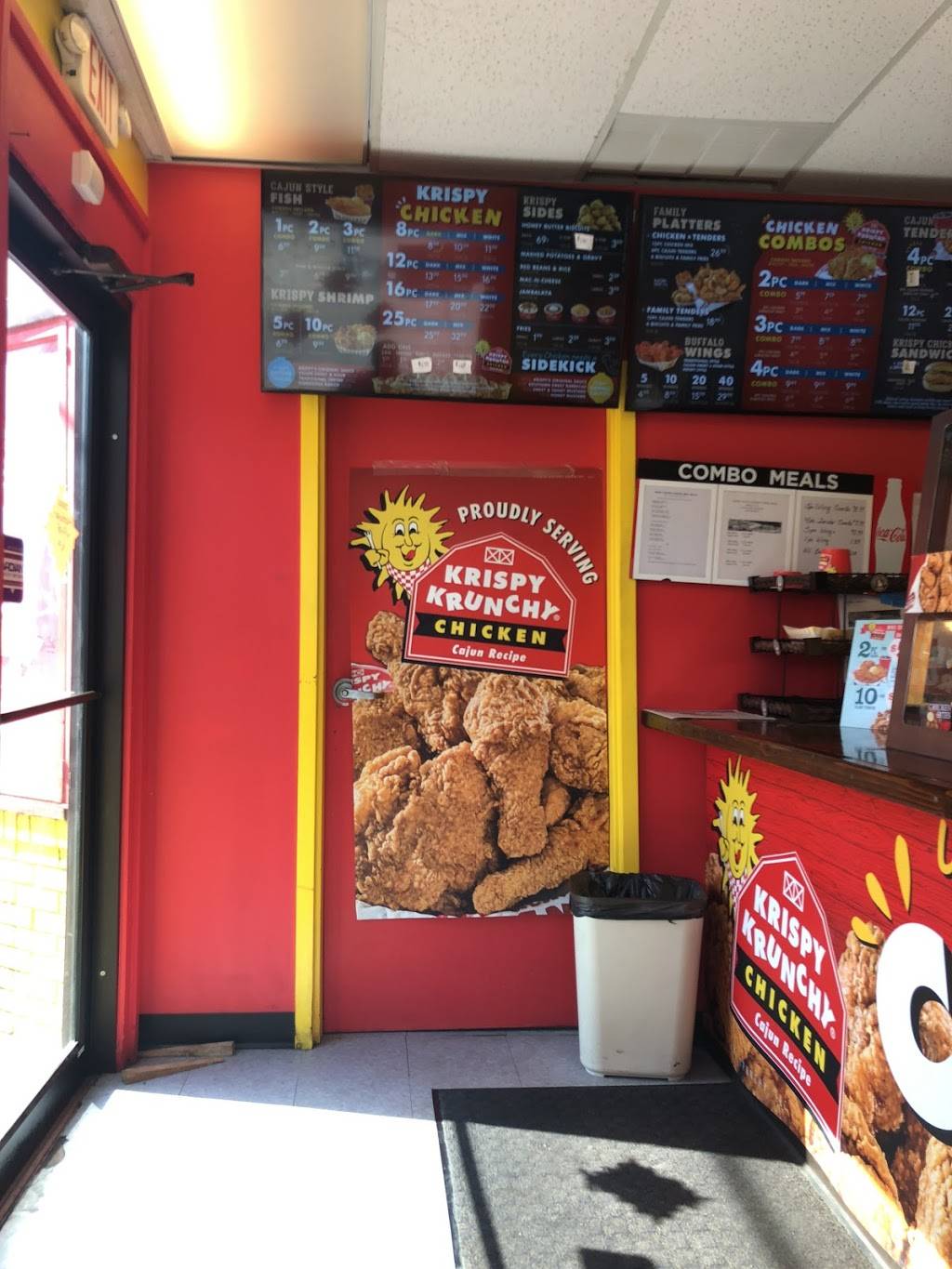 Krispy Krunchy Chicken | restaurant | 4066 E 71st St, Cleveland, OH 44105, USA | 2166752640 OR +1 216-675-2640