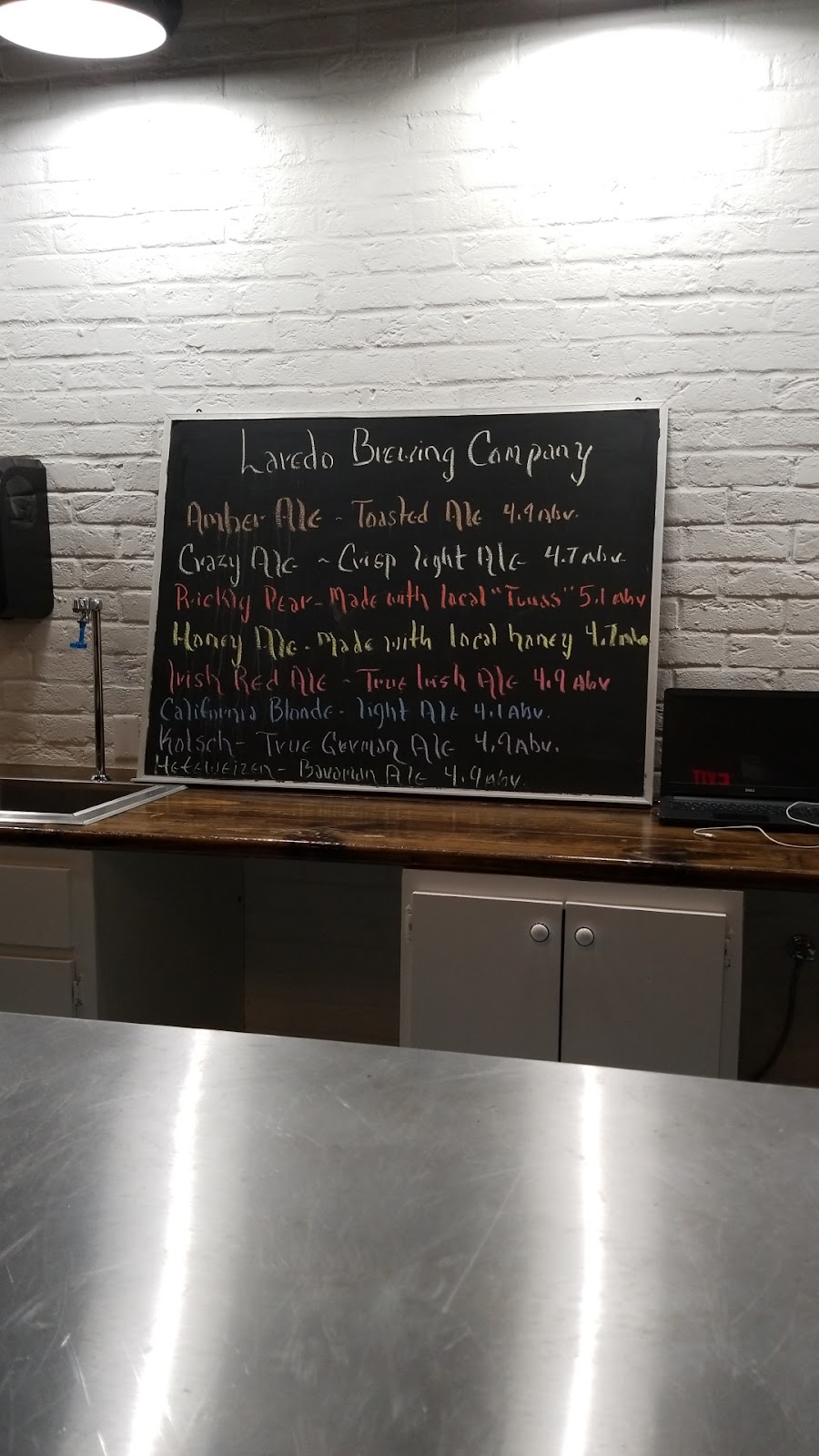 Laredo Brewing Company | restaurant | 3910 E Del Mar Blvd Ste 201, Laredo, TX 78041, USA | 9564625801 OR +1 956-462-5801