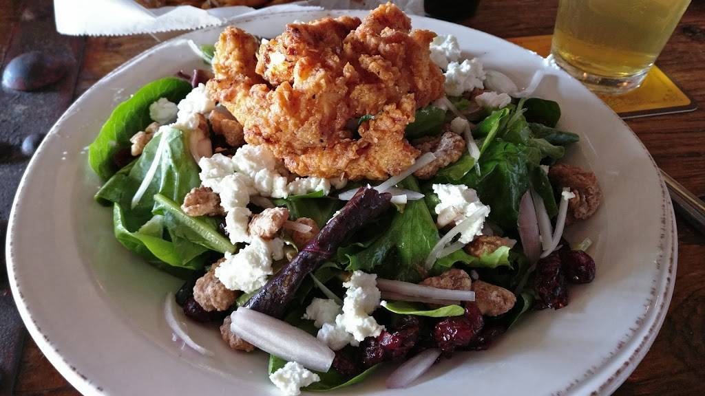 Growlers Pourhouse | restaurant | 3120 N Davidson St, Charlotte, NC 28205, USA | 7049106566 OR +1 704-910-6566