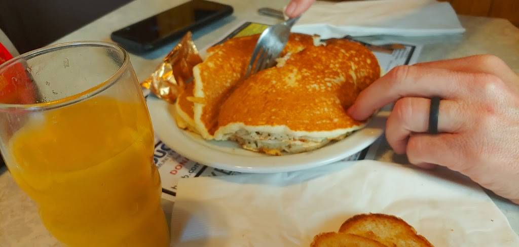 Happy Jacks Pie n Burger | restaurant | 1800 20th St, Bakersfield, CA 93301, USA | 6613231661 OR +1 661-323-1661