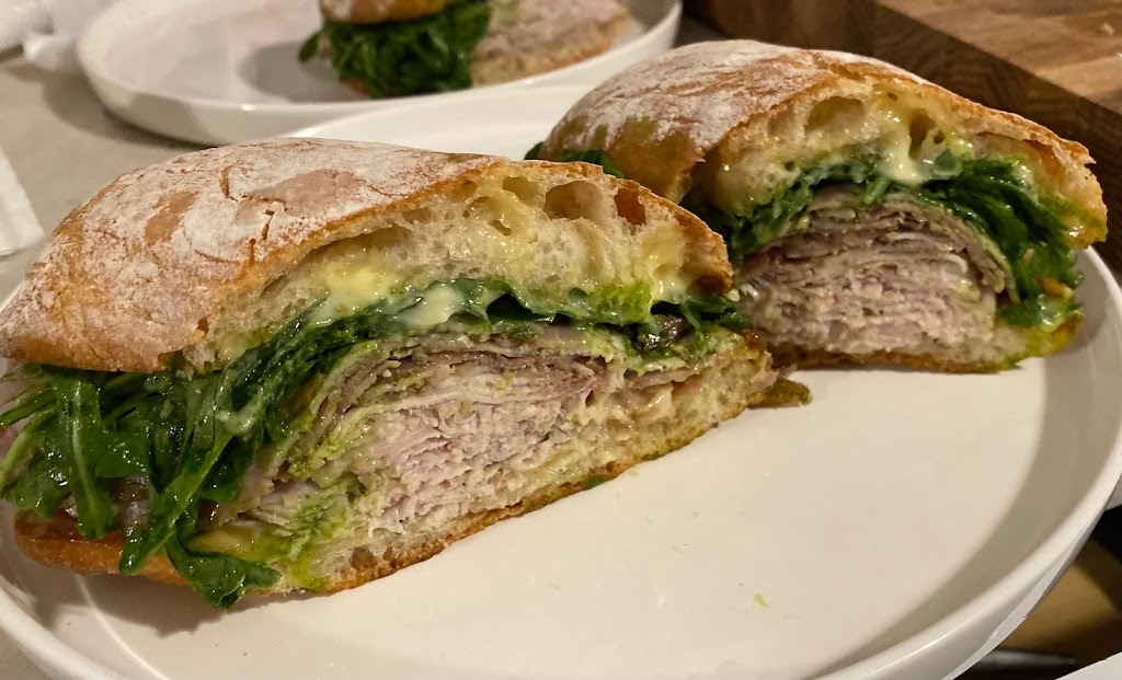 SUMMIT SHACK | restaurant | 3612 SE 82nd Ave, Portland, OR 97266, USA | 2033948383 OR +1 203-394-8383