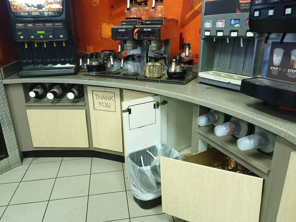 Circle K | cafe | 2170 Laurel Ln, North Fort Myers, FL 33917, USA | 2395436612 OR +1 239-543-6612