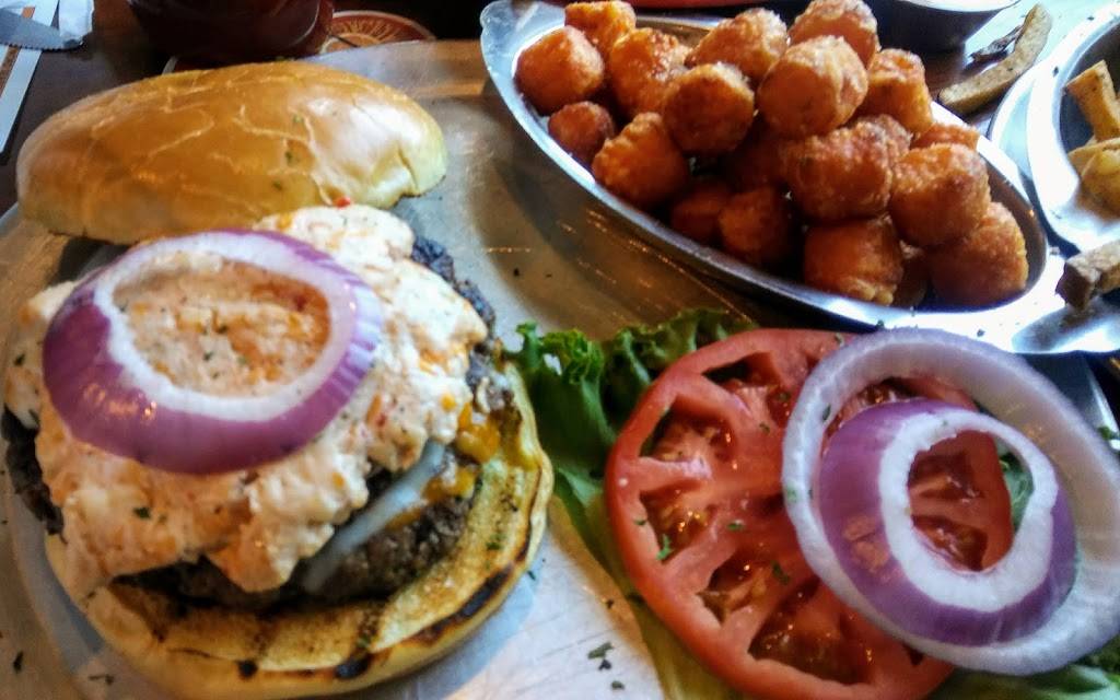 Charleston Sports Pub Mount Pleasant | restaurant | 1909 N Hwy 17, Mt Pleasant, SC 29464, USA | 8437323334 OR +1 843-732-3334