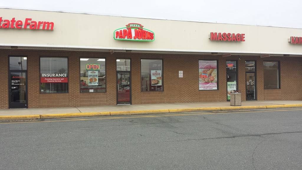 Papa Johns Pizza | restaurant | 411 Chatham Heights Rd Ste 11, Fredericksburg, VA 22405, USA | 5403727676 OR +1 540-372-7676