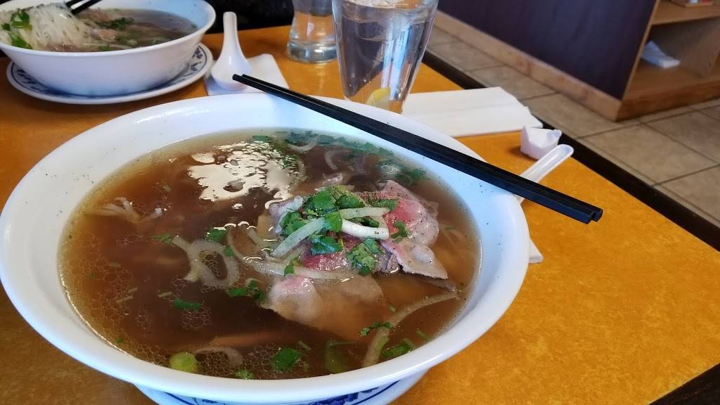 Minh Hai | restaurant | 1096 Park Ave, Cranston, RI 02910, USA | 4013838071 OR +1 401-383-8071