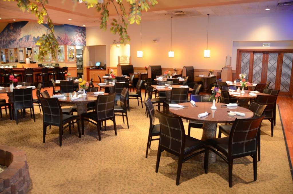 Asiana Fine Dining Restaurant | restaurant | 1198 George Towne Dr, Pewaukee, WI 53072, USA | 2626953888 OR +1 262-695-3888