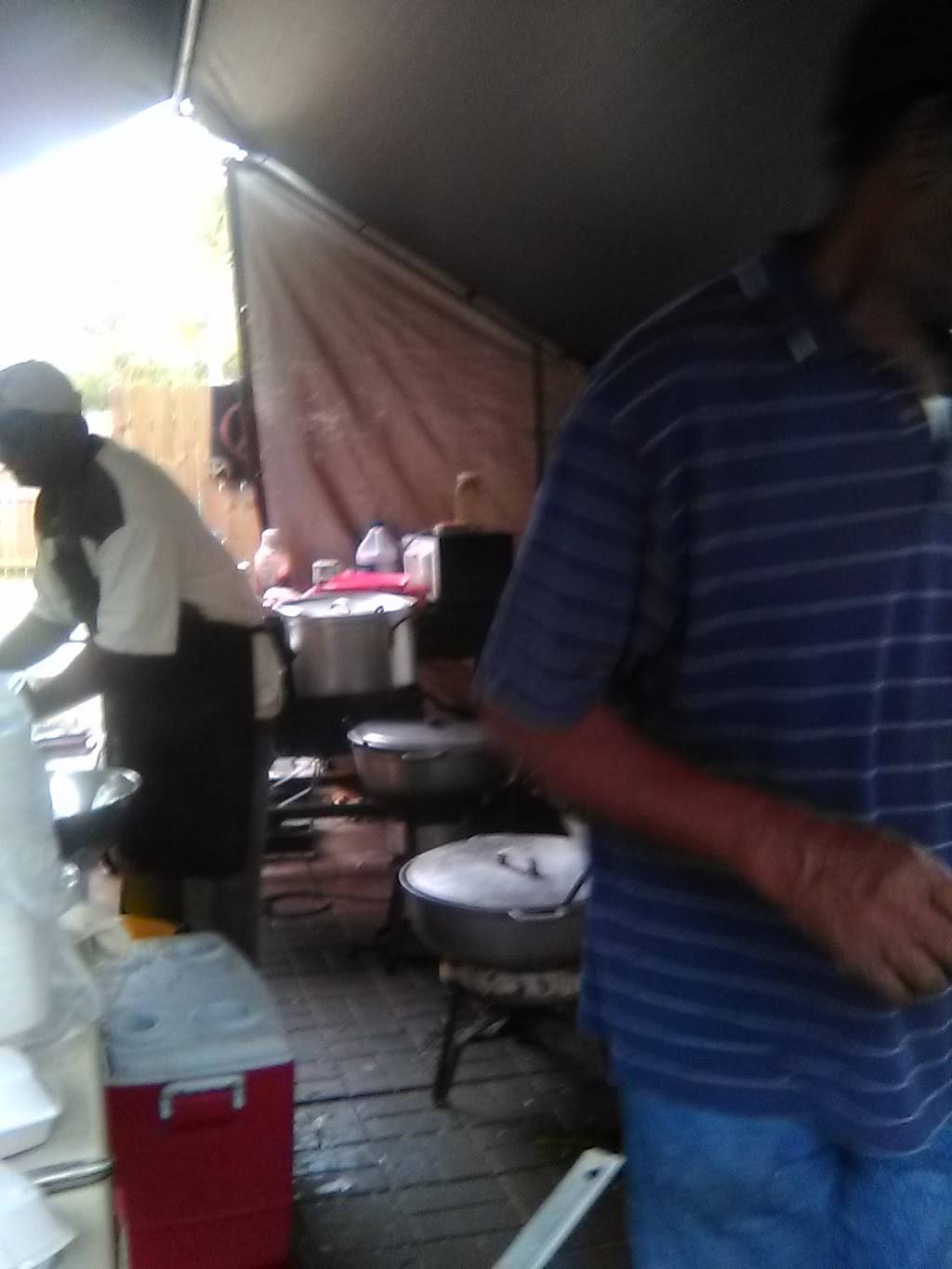 Flavas Restaurant & Lunch | restaurant | 223 W Voorhis Ave, DeLand, FL 32720, USA | 4073180615 OR +1 407-318-0615