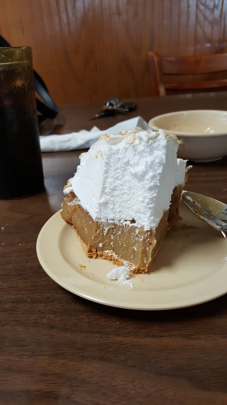 Country Kitchen | restaurant | 1080 Radford St, Christiansburg, VA 24073, USA | 5403825536 OR +1 540-382-5536