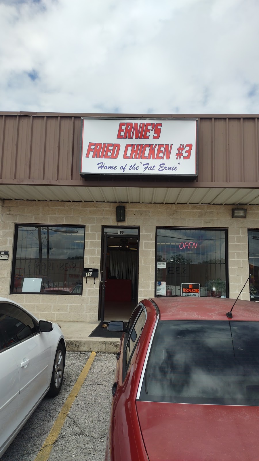Ernies Fried Chicken #3 | restaurant | 815 N 8th St, Killeen, TX 76541, USA | 2544327152 OR +1 254-432-7152