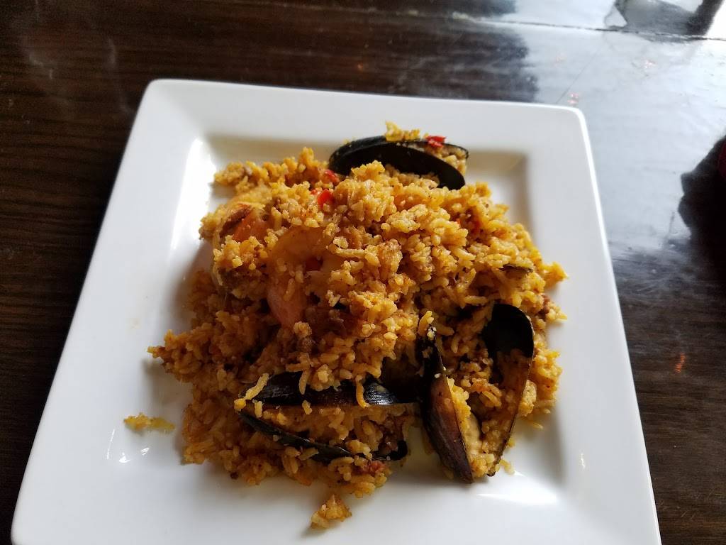 El Cid | restaurant | 4212 Sunset Blvd, Los Angeles, CA 90029, USA | 3236680318 OR +1 323-668-0318