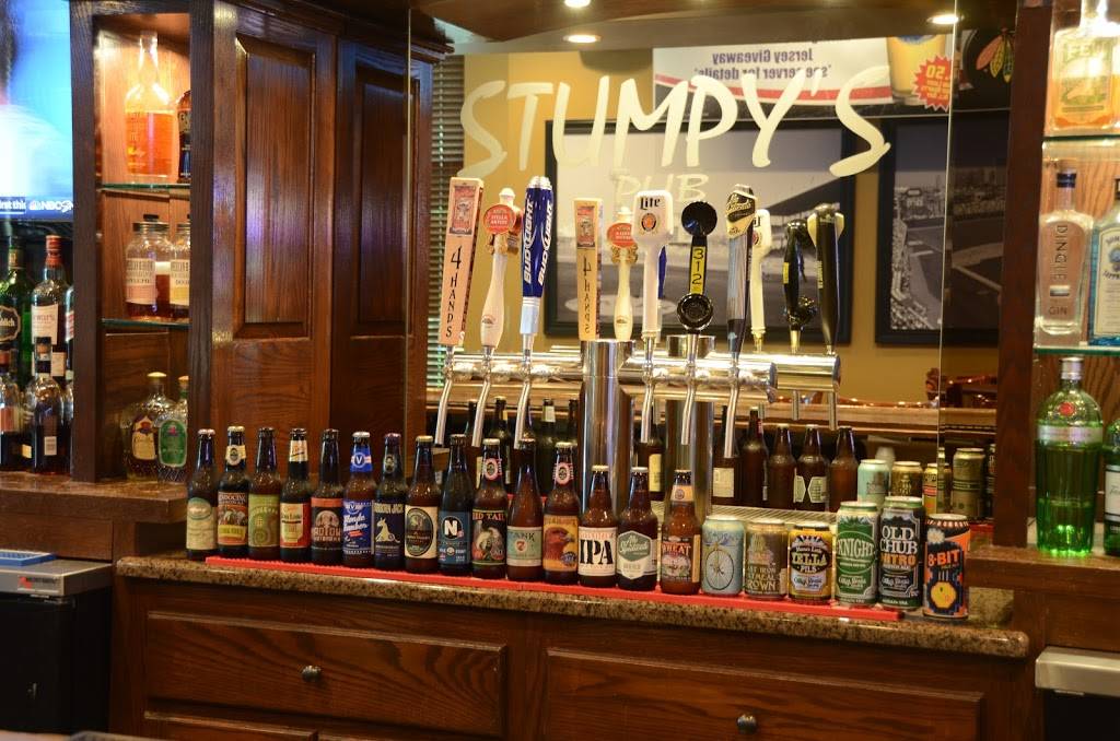 Stumpys Pub | restaurant | 5801 Columbia Pkwy, Rockford, IL 61108, USA | 8153161225 OR +1 815-316-1225