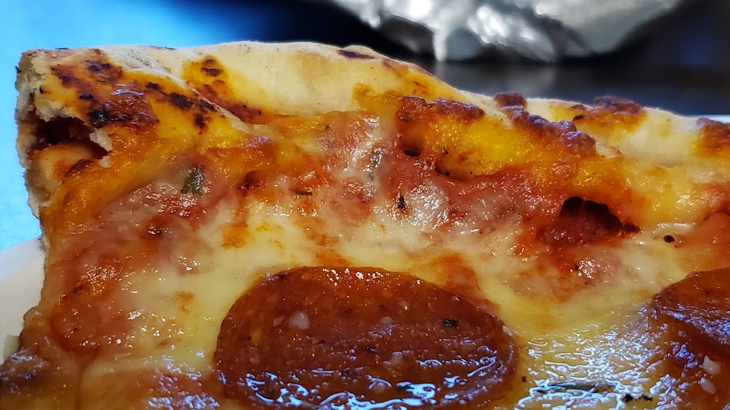 Bellizzis Pizza Joint | restaurant | 1600 Coburg Rd Suite 2, Eugene, OR 97401, USA | 5416869996 OR +1 541-686-9996