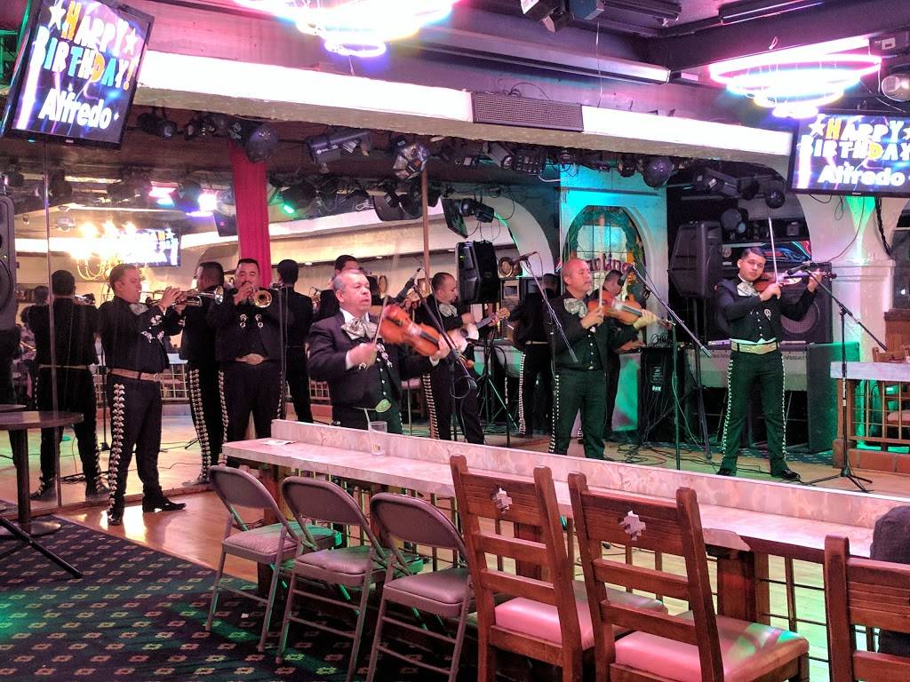 Las Hadas Restaurant | restaurant | 9048 Balboa Blvd, Northridge, CA 91325, USA | 8188927271 OR +1 818-892-7271