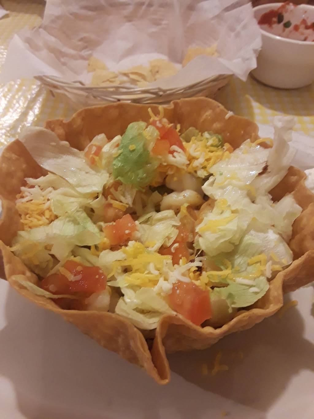 Little Familia Tex Mex Restaurant | restaurant | 1100 W Main St, Green Forest, AR 72638, USA | 8704385472 OR +1 870-438-5472