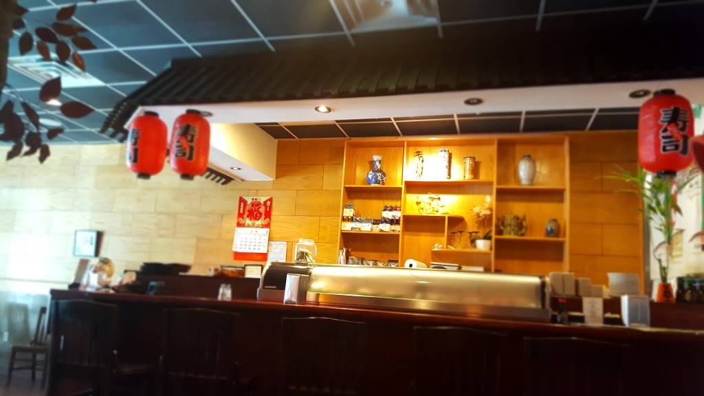 Umi Japanese Restaurant | restaurant | 1117 Park W Blvd C, Mt Pleasant, SC 29466, USA | 8438812286 OR +1 843-881-2286