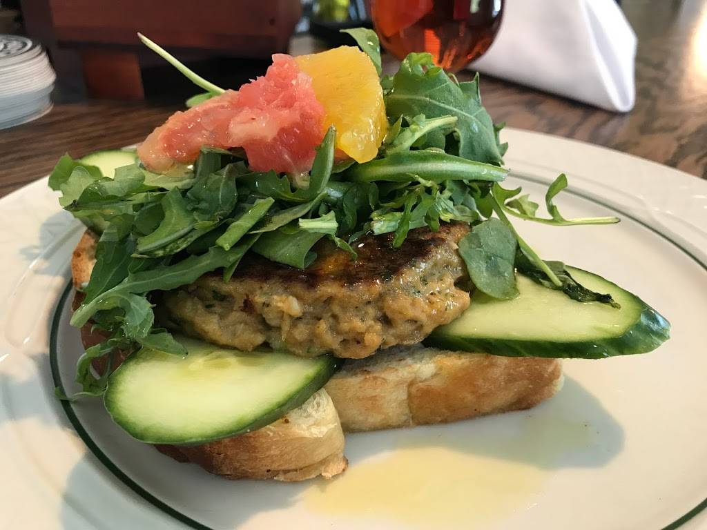 Glendale Springs Inn & Restaurant | restaurant | 7414 NC-16, Glendale Springs, NC 28629, USA | 3369823103 OR +1 336-982-3103