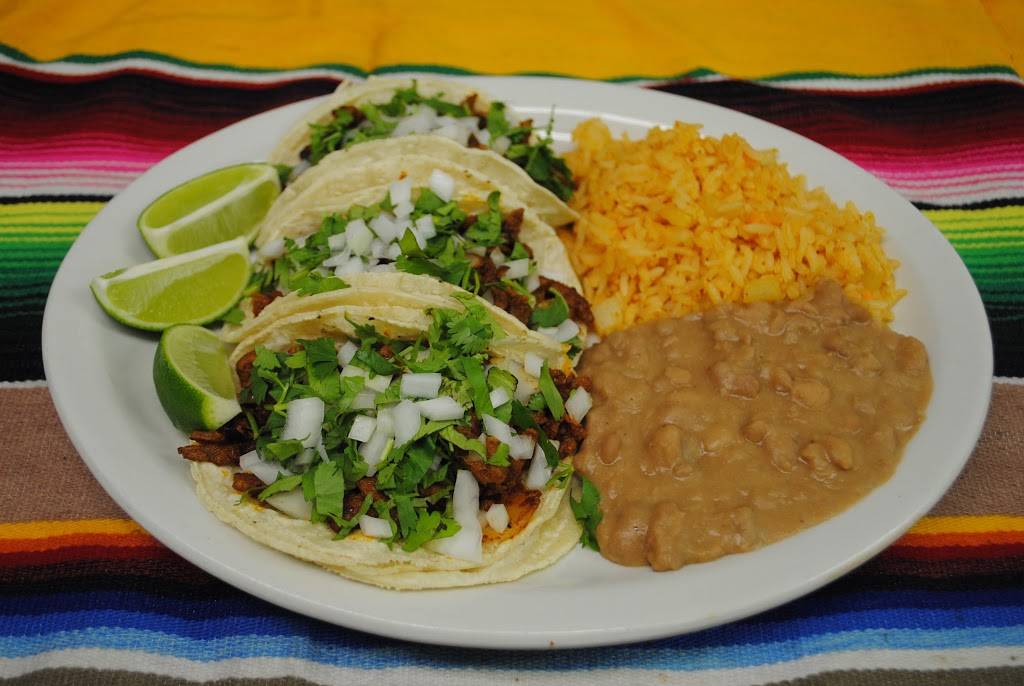 Susupuato | restaurant | 6161 N Broadway, Chicago, IL 60660, USA | 7737614710 OR +1 773-761-4710