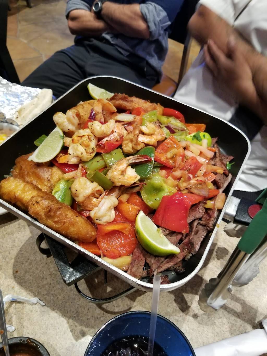 Comedor Guadalajara | restaurant | 1830 S Central Ave, Phoenix, AZ 85004, USA | 6022538299 OR +1 602-253-8299