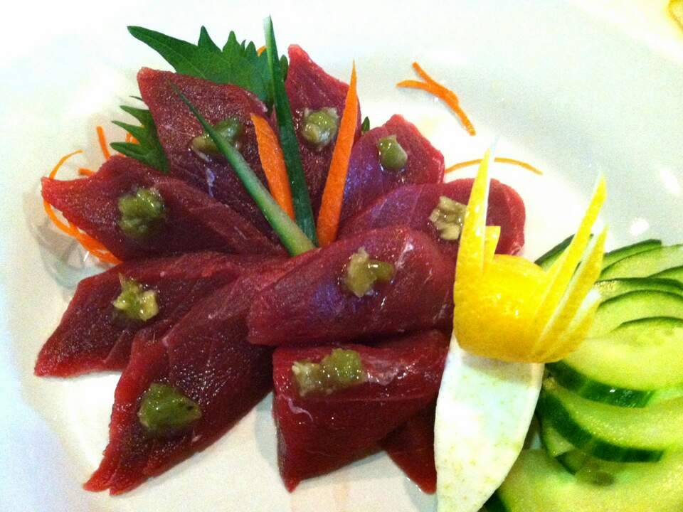 Sushi Holic | restaurant | 669 W Channel Islands Blvd, Port Hueneme, CA 93041, USA | 8052049951 OR +1 805-204-9951