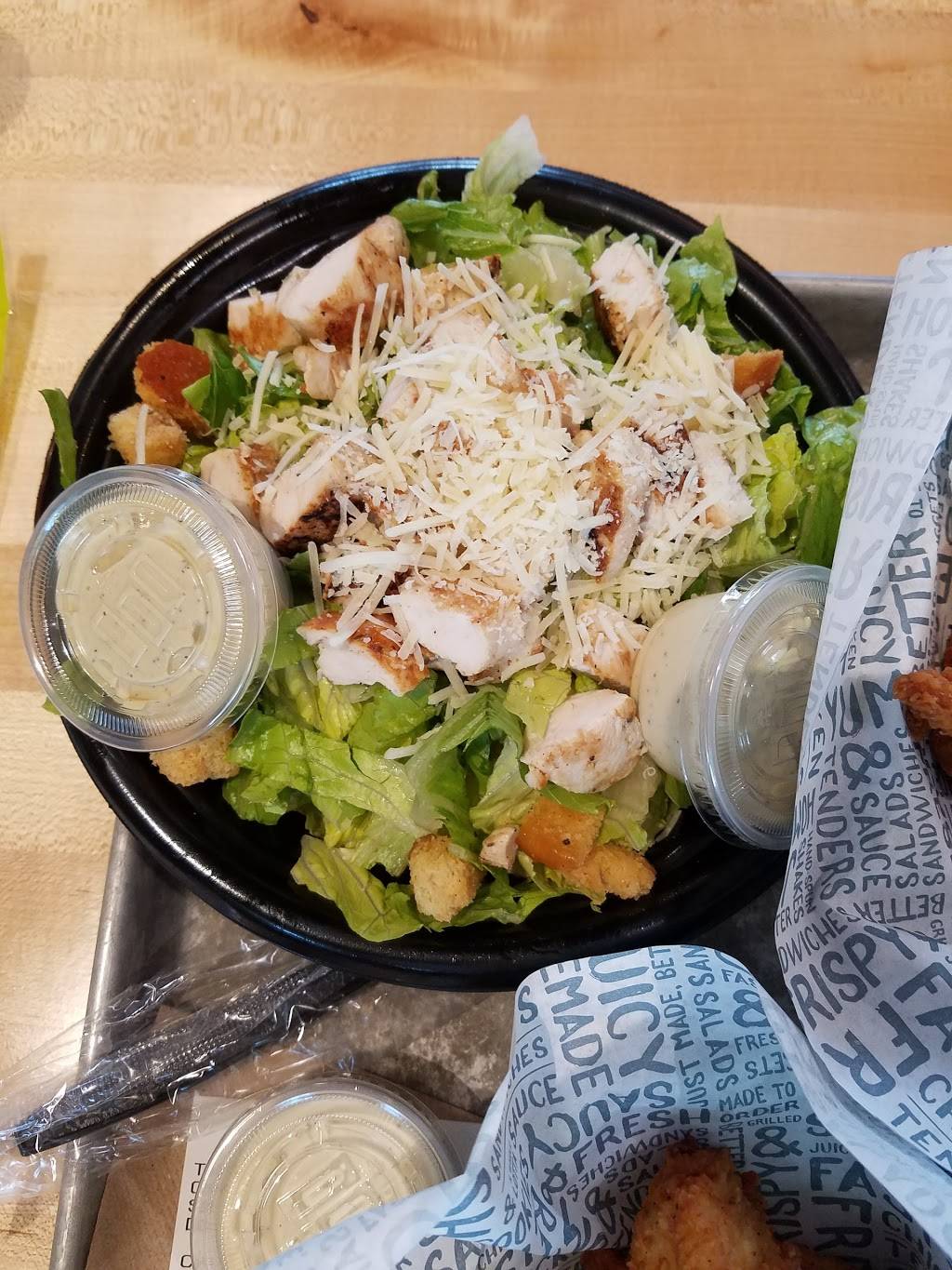 PDQ Restaurant | restaurant | 614 Haddonfield Rd, Cherry Hill, NJ 08002, USA | 8563353239 OR +1 856-335-3239