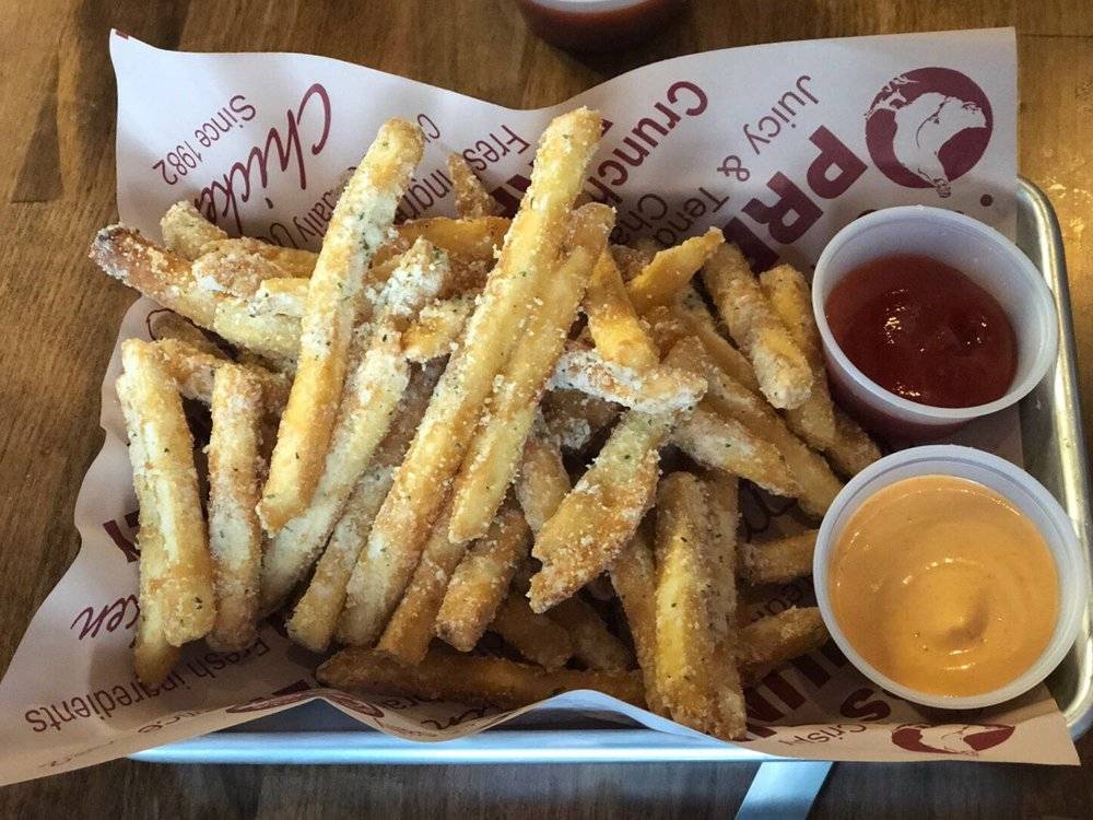 Pelicana Chicken | restaurant | 4219 John Marr Dr, Annandale, VA 22003, USA | 7038668600 OR +1 703-866-8600