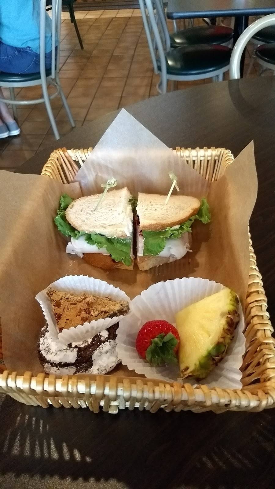 Alicias Inc. Cookery, Catering and Gifts | restaurant | 590 W Central Ave M & N, Brea, CA 92821, USA | 7149904700 OR +1 714-990-4700