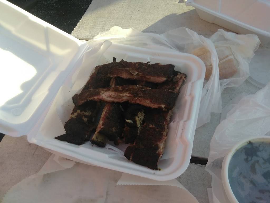 Homestyle BBQ | restaurant | 1701 N Fort Harrison Ave, Clearwater, FL 33755, USA | 7276015991 OR +1 727-601-5991