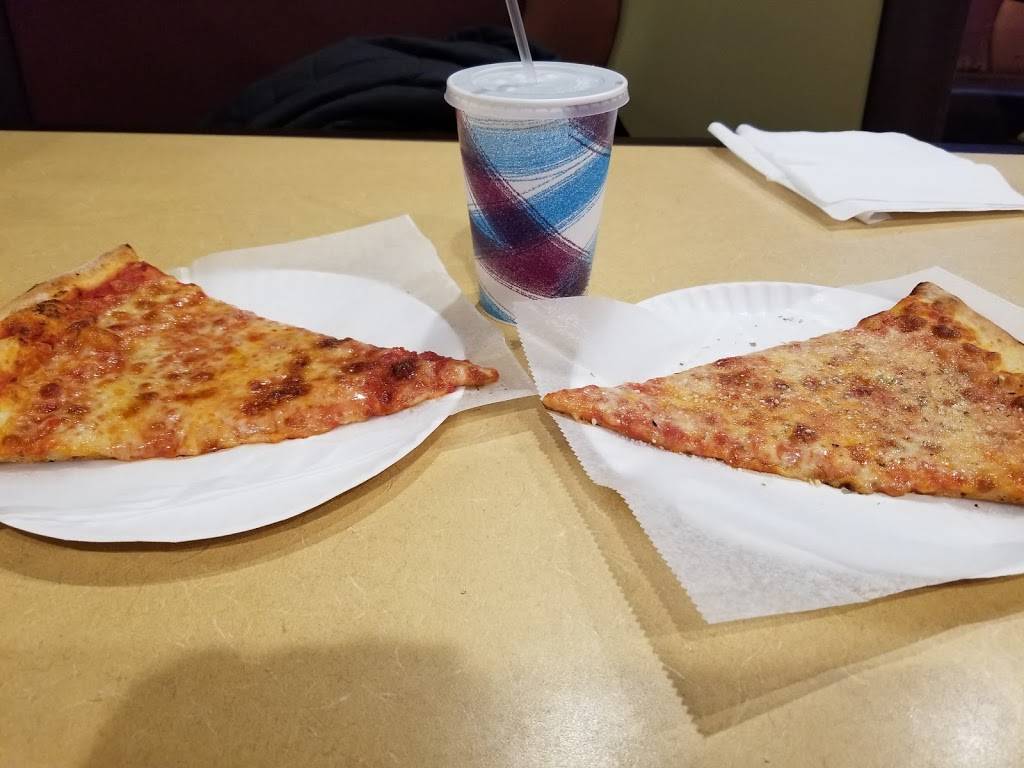 Crostini Pizza | restaurant | 947 N Broadway, North Massapequa, NY 11758, USA | 5167996189 OR +1 516-799-6189