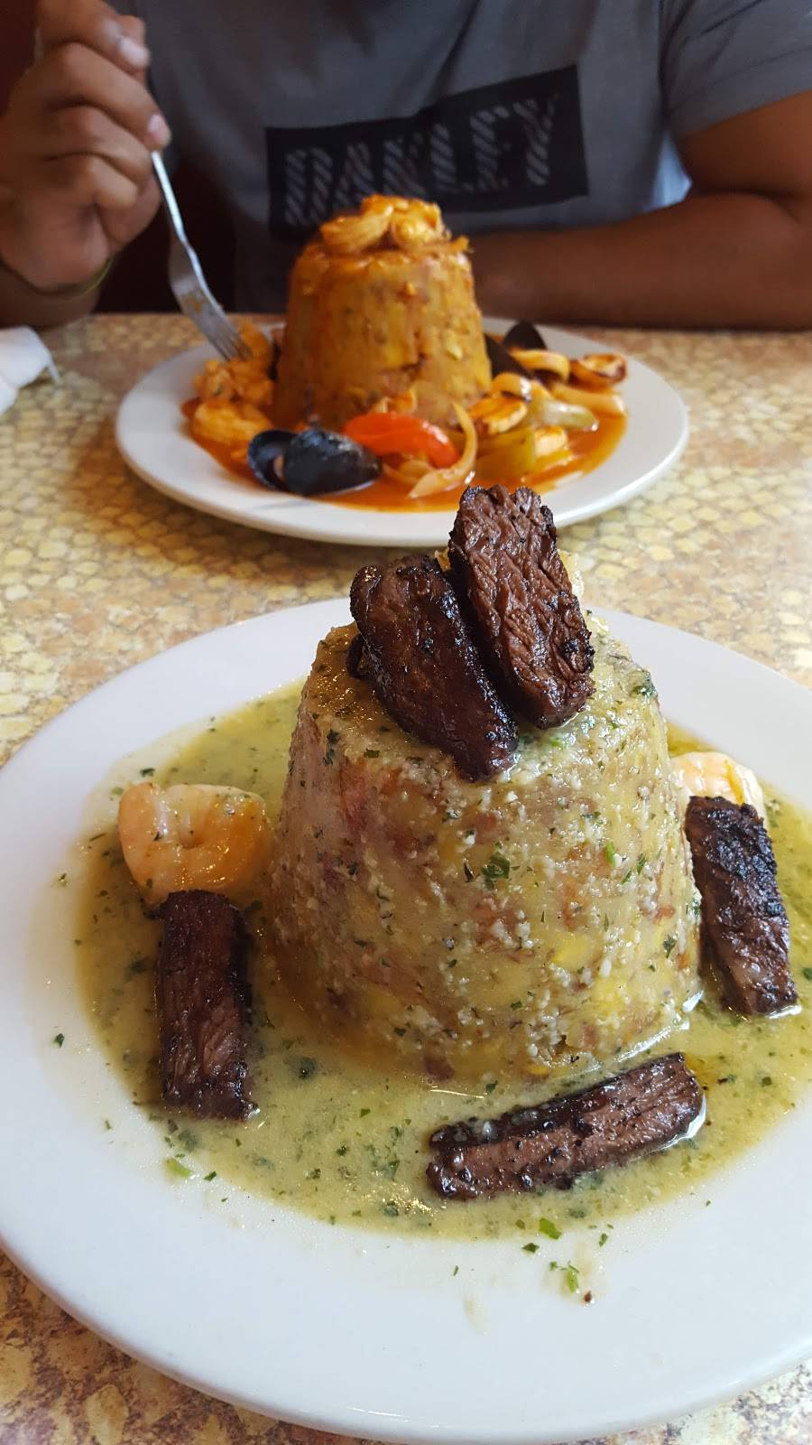 Guavate | restaurant | 422 S Alafaya Trail #20, Orlando, FL 32828, USA | 4072814700 OR +1 407-281-4700