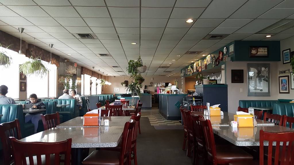 Velvet Grill & Creamery | bakery | 2204 McHenry Ave, Modesto, CA 95350, USA | 2095449029 OR +1 209-544-9029