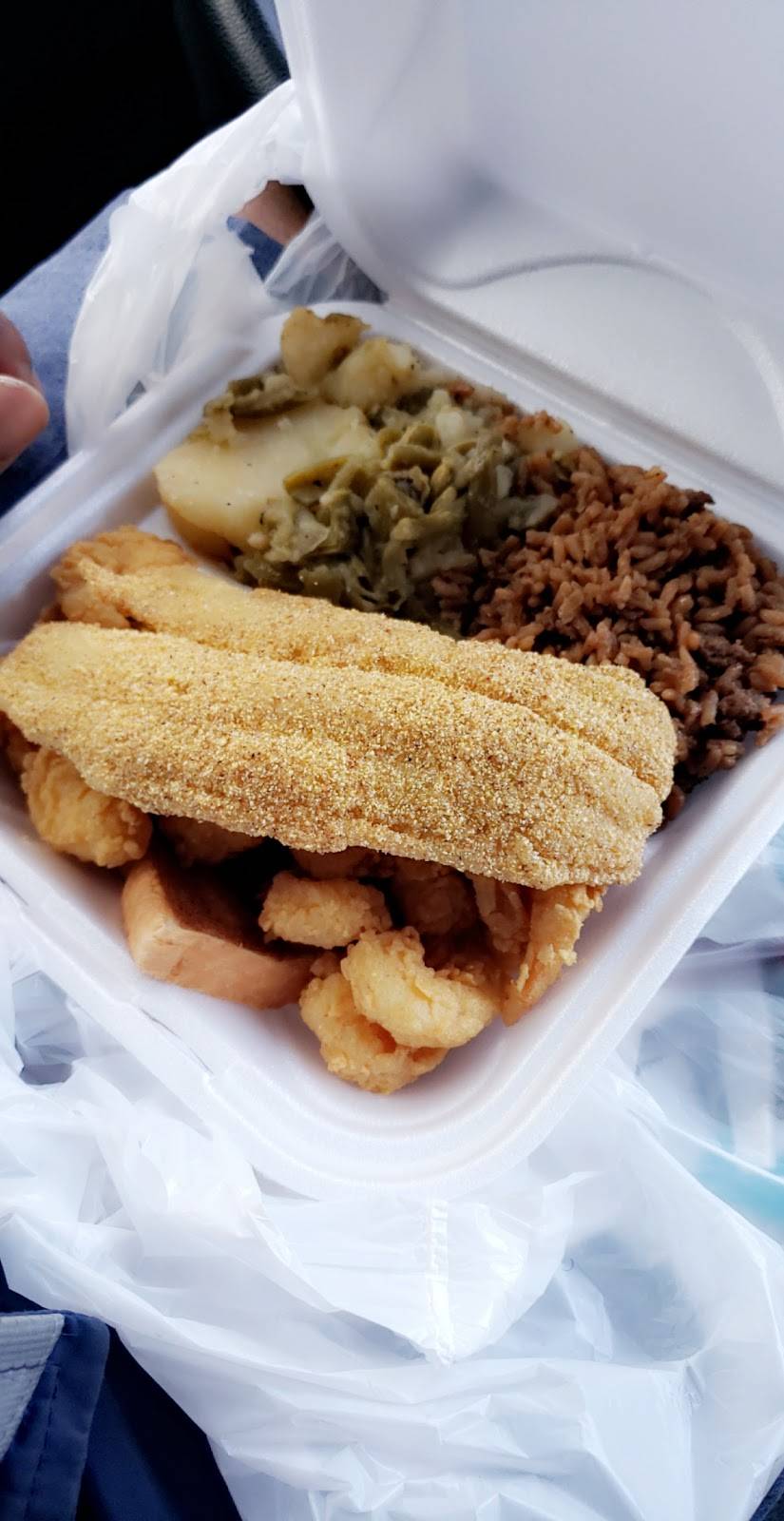 Leo Caboose | restaurant | 1523 Aline St, New Orleans, LA 70115, USA | 5048997883 OR +1 504-899-7883