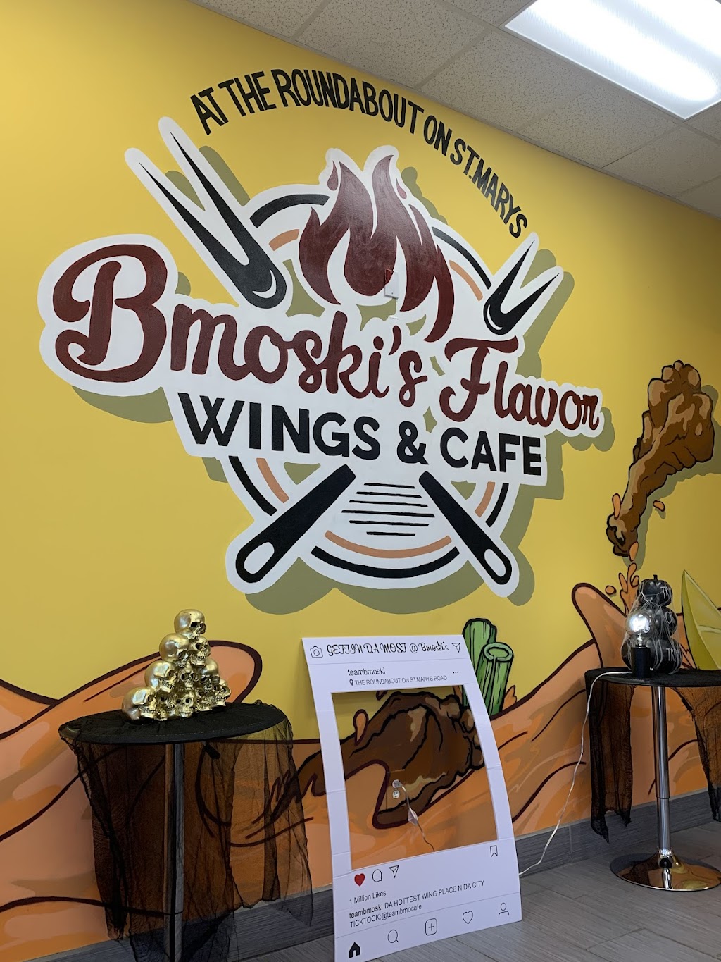 Bmoskis Flavor wings & cafe | restaurant | 4701 St Marys Rd suite c, Columbus, GA 31907, USA | 7062212035 OR +1 706-221-2035