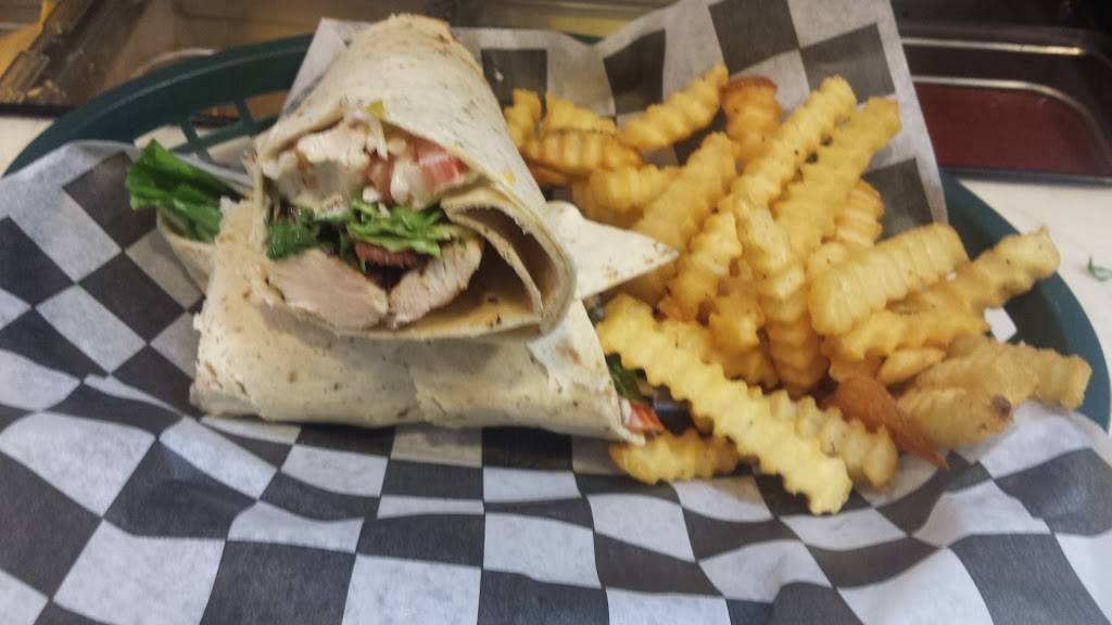 Hawks Nest Restaurant | restaurant | AR-69 Spur, Melbourne, AR 72556, USA | 8703684366 OR +1 870-368-4366