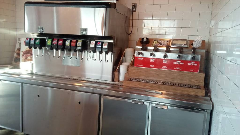 Arbys | restaurant | 39540 Van Dyke Ave, Sterling Heights, MI 48334, USA | 5864464607 OR +1 586-446-4607