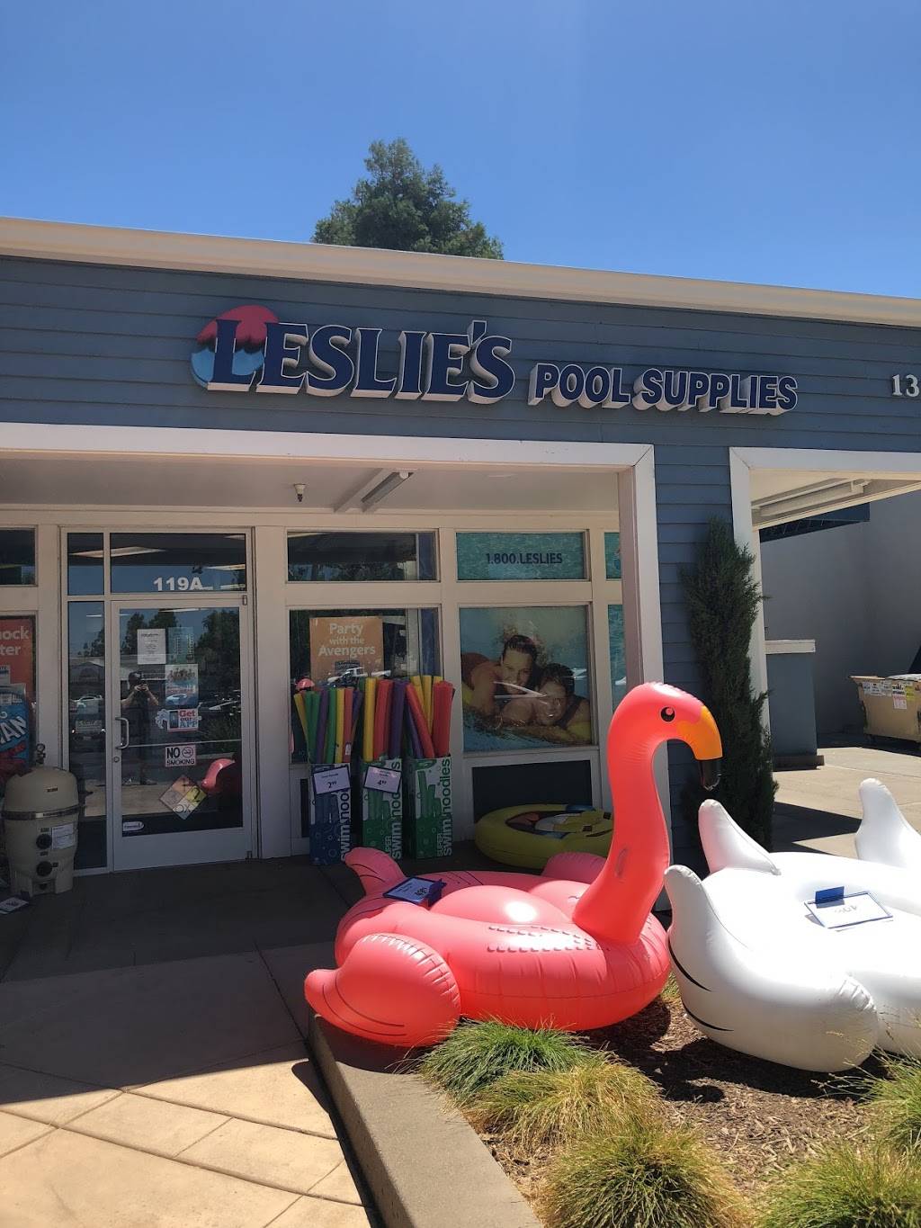 The Marketplace | shopping mall | 1411 W Covell Blvd, Davis, CA 95616, USA | 9252791800 OR +1 925-279-1800