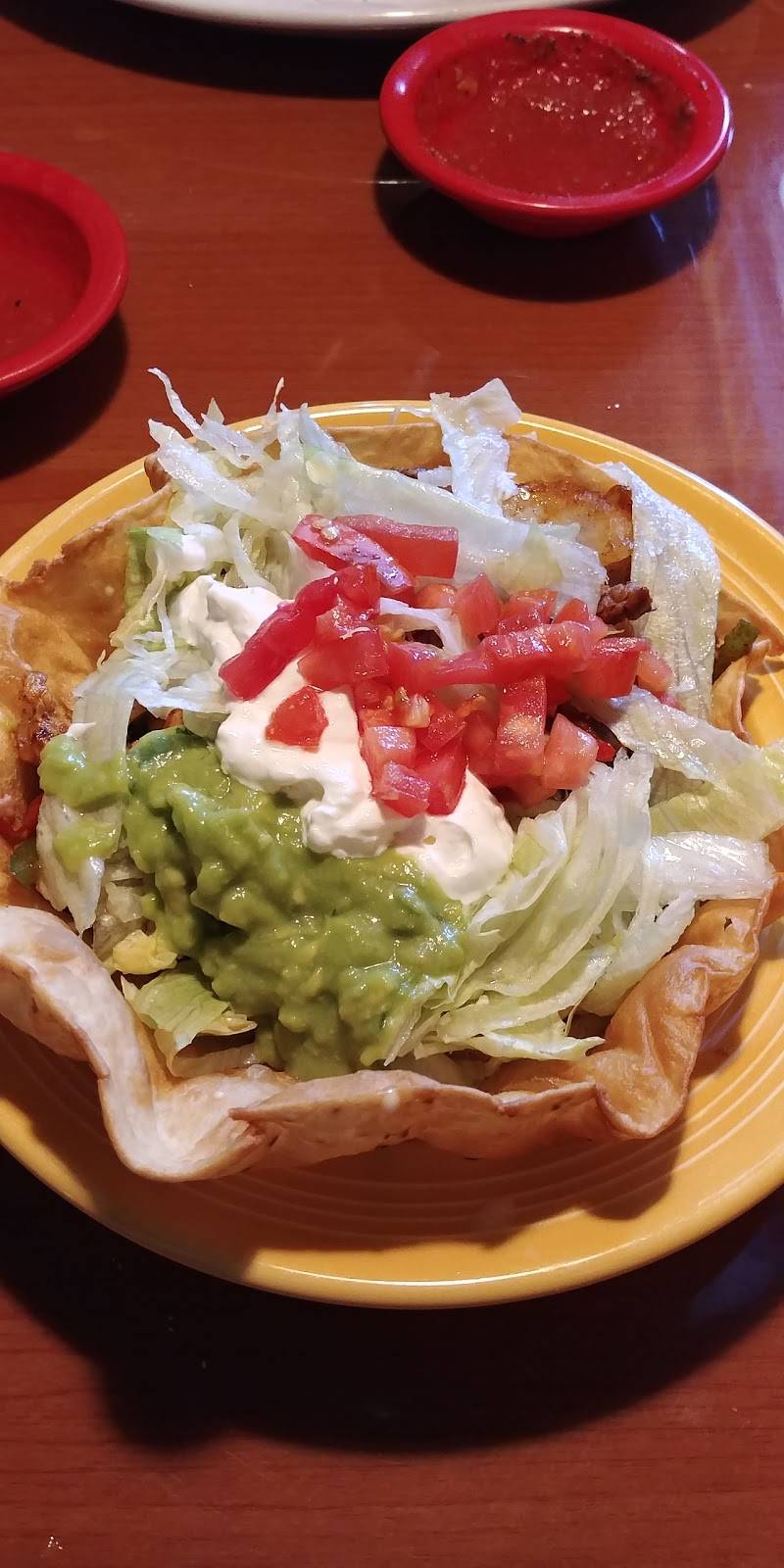 Mi Pueblo Real Bar & Grill | restaurant | 1106 E Baker St #3130, Mt Pleasant, IA 52641, USA | 3193851112 OR +1 319-385-1112