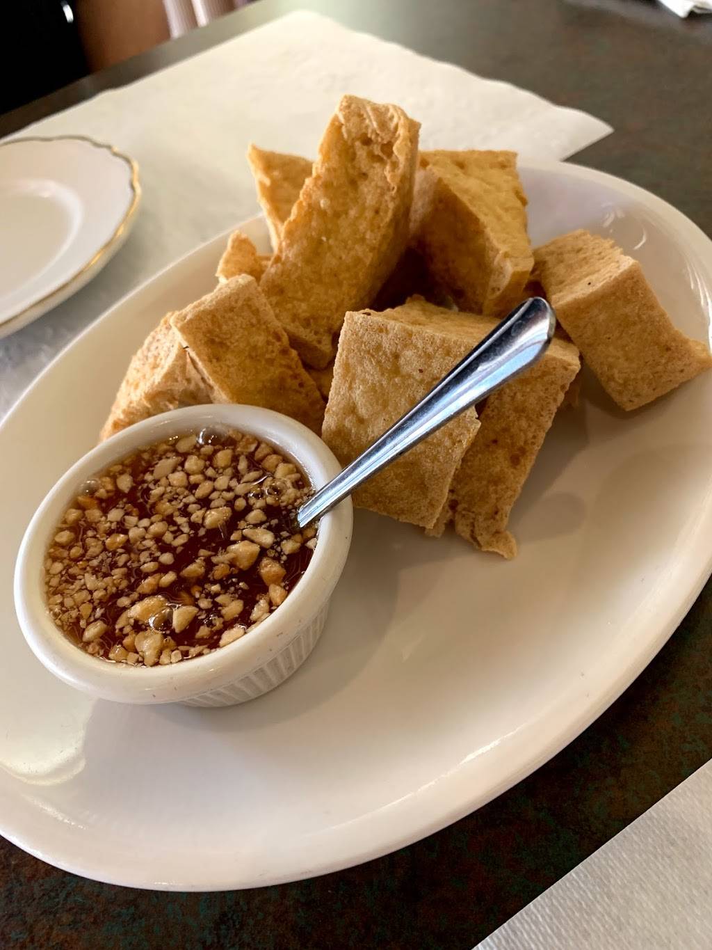 Tup Tim Thai Cuisine | restaurant | 3860 Commercial St SE, Salem, OR 97302, USA | 5039676078 OR +1 503-967-6078