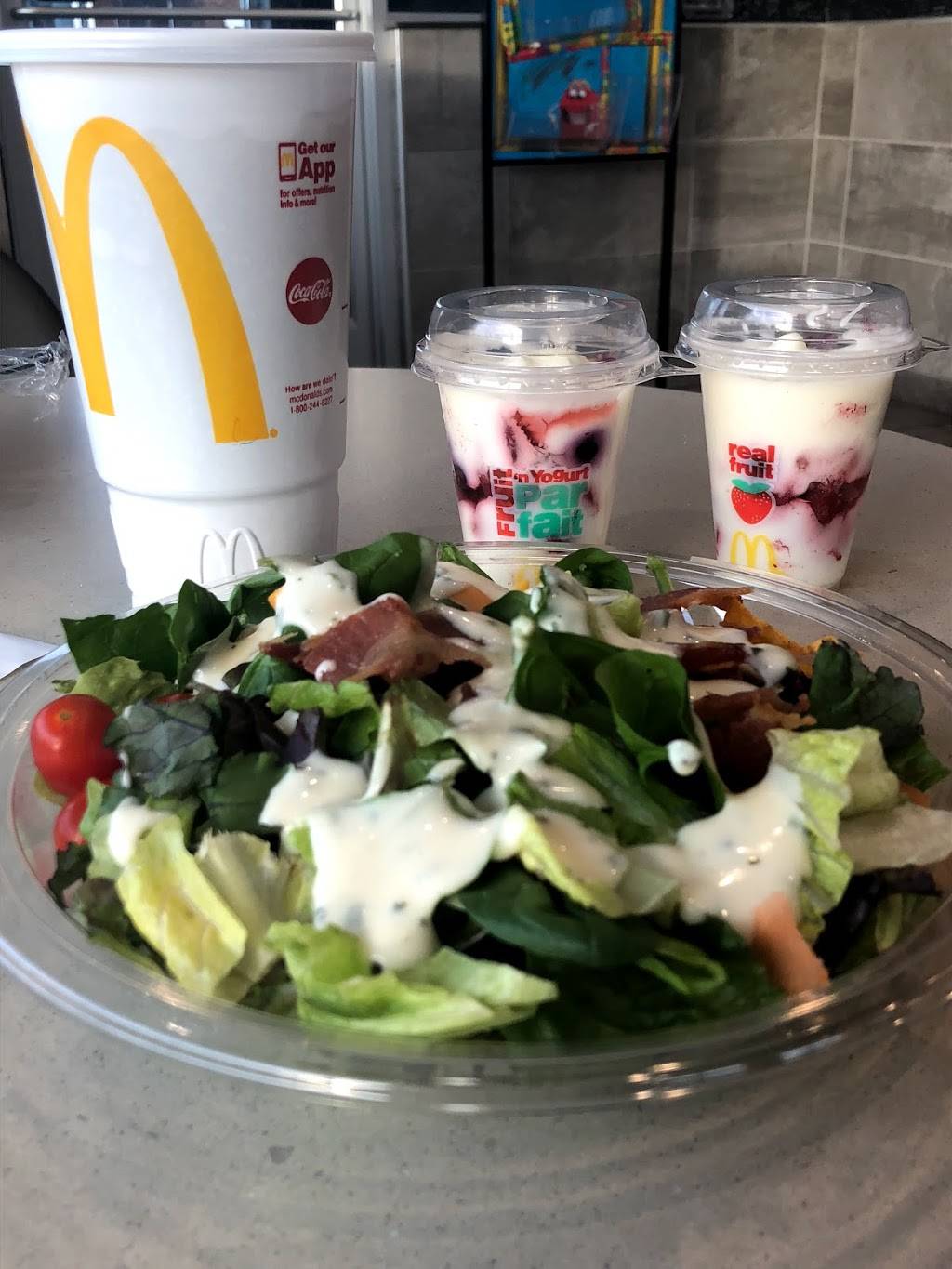 McDonalds | cafe | 1811 E Columbus Dr, East Chicago, IN 46312, USA | 2193983338 OR +1 219-398-3338