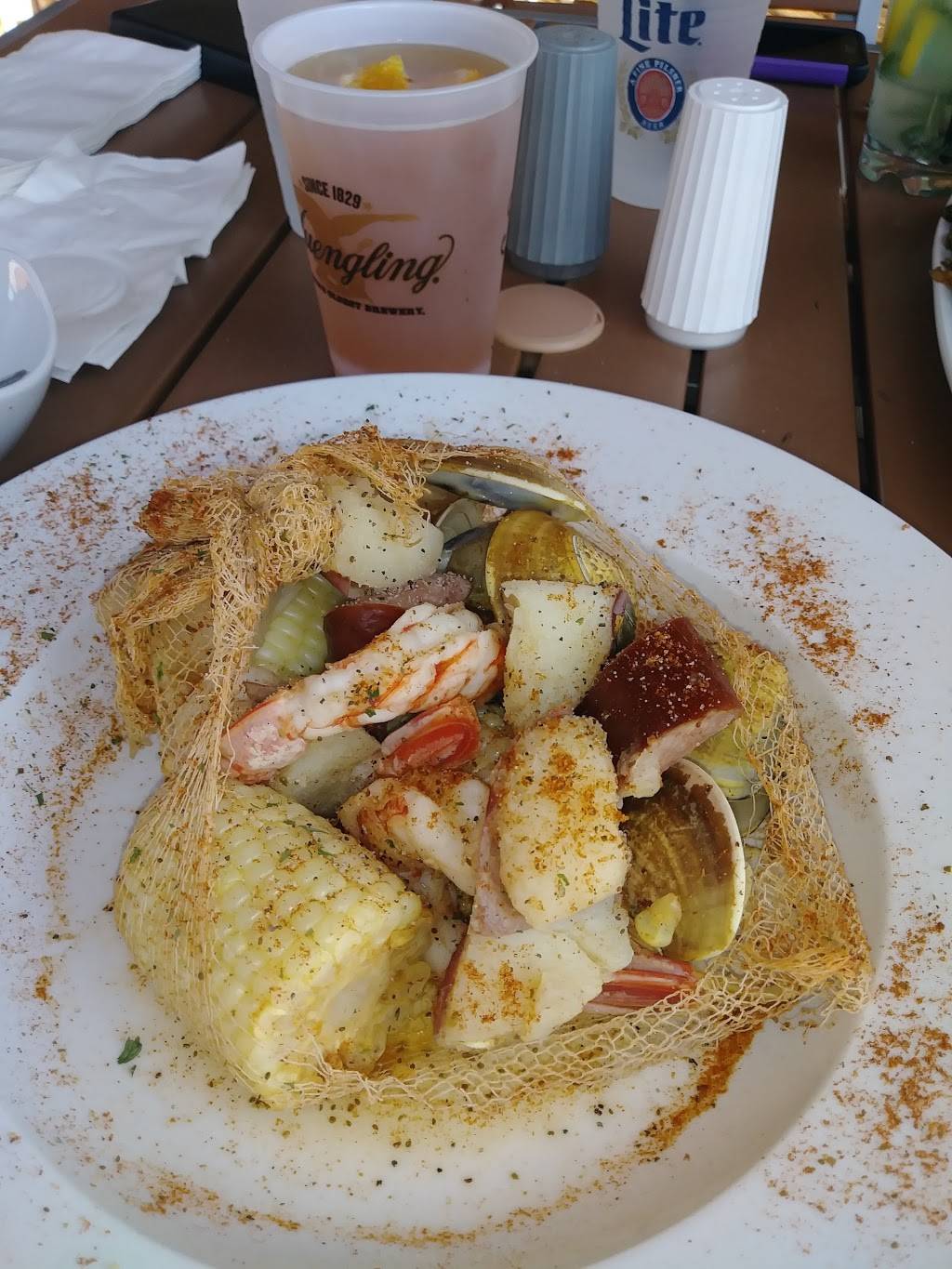 Foundation Tavern | restaurant | 1160 S Krocks Rd, Wescosville, PA 18106, USA | 6103910648 OR +1 610-391-0648