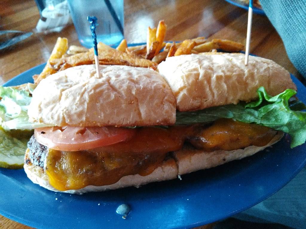 Silver Eagle Bar & Grill | restaurant | 5805 Monona Dr, Monona, WI 53716, USA | 6082222843 OR +1 608-222-2843