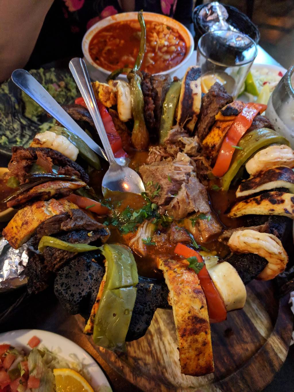 Juanchos Mexican Restaurant | restaurant | 2440 W Arrow Route, Upland, CA 91786, USA | 9096252588 OR +1 909-625-2588