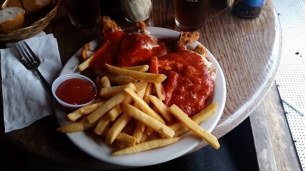 Two Door Restaurant | restaurant | 176 Hamilton Ave, Greenwich, CT 06830, USA | 2036229079 OR +1 203-622-9079