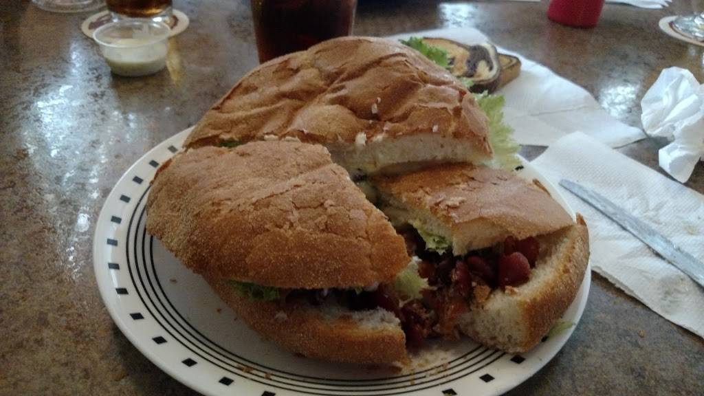 Frankies Pub & Grill | restaurant | 2218 Indiana Ave, Sheboygan, WI 53081, USA | 9204597000 OR +1 920-459-7000