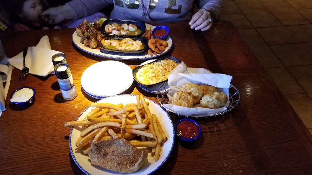 Red Lobster | restaurant | 1900 S Reed Rd, Kokomo, IN 46902, USA | 7654563831 OR +1 765-456-3831